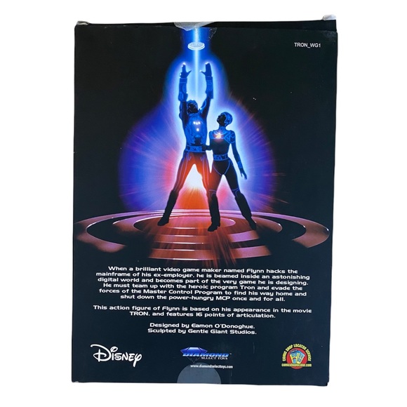 Diamond Select Toys Disney Tron Flynn Action Figure - Picture 2 of 4